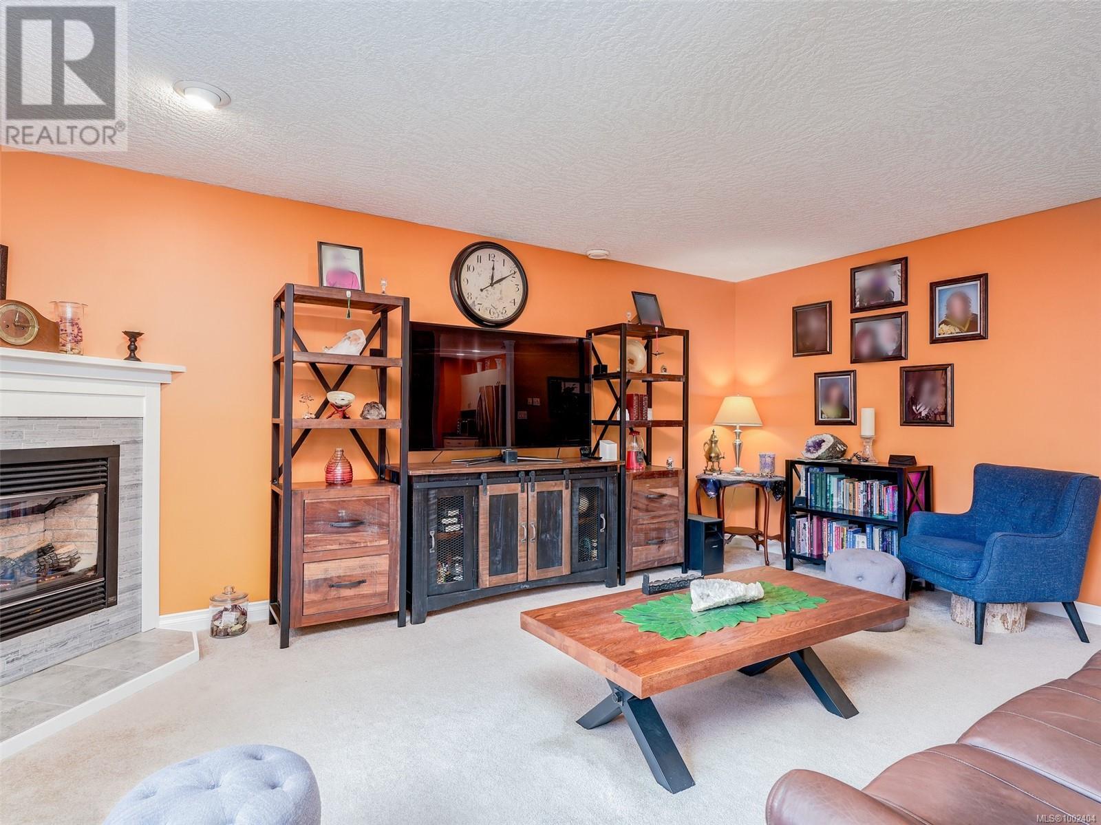 Property at 6676 Acreman Pl image 4
