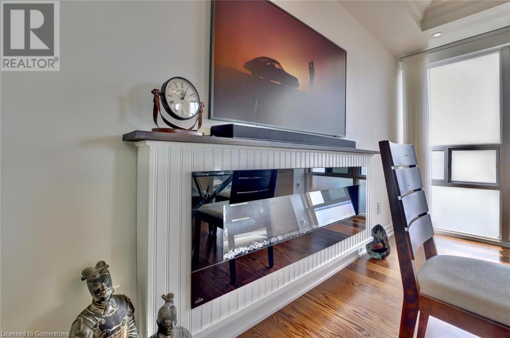 2210 Lakeshore Road Unit# 803, Burlington, Ontario  L7R 4J9 - Photo 13 - 40736997