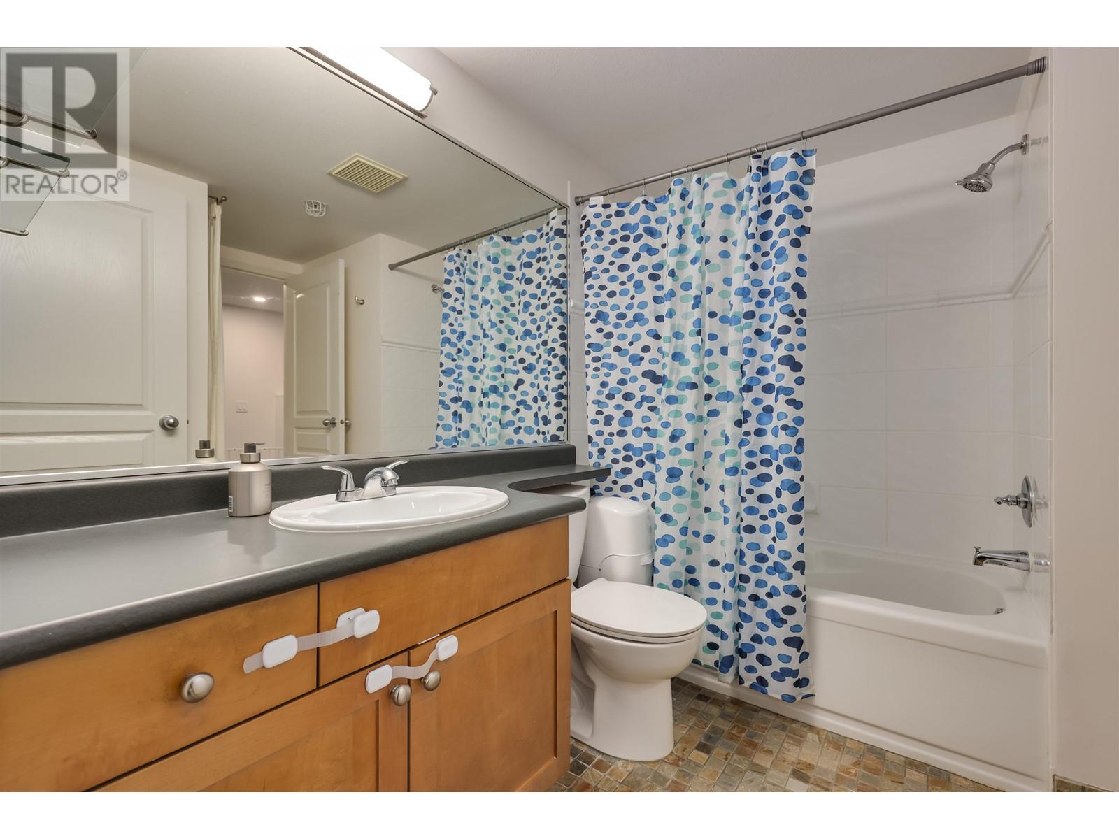 12 2375 W Broadway, Vancouver, British Columbia  V6K 2E6 - Photo 21 - R3011240