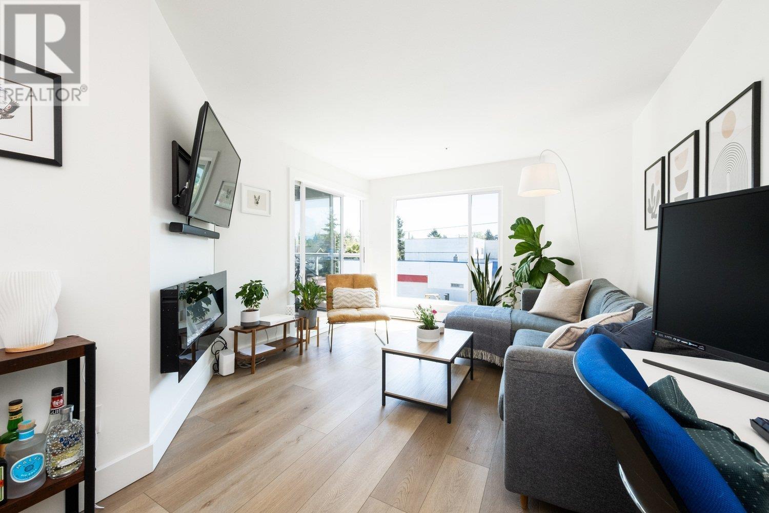 302 3505 W Broadway, Vancouver, British Columbia  V6R 2B5 - Photo 2 - R3011249