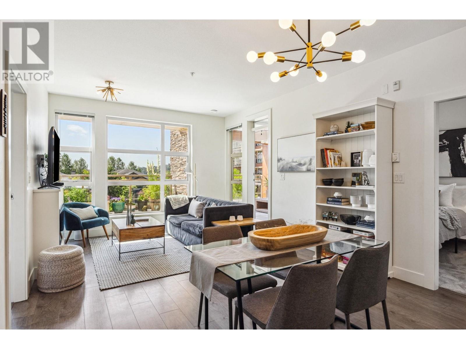215 3602 Aldercrest Drive, North Vancouver, British Columbia  V7G 0A2 - Photo 10 - R3011373