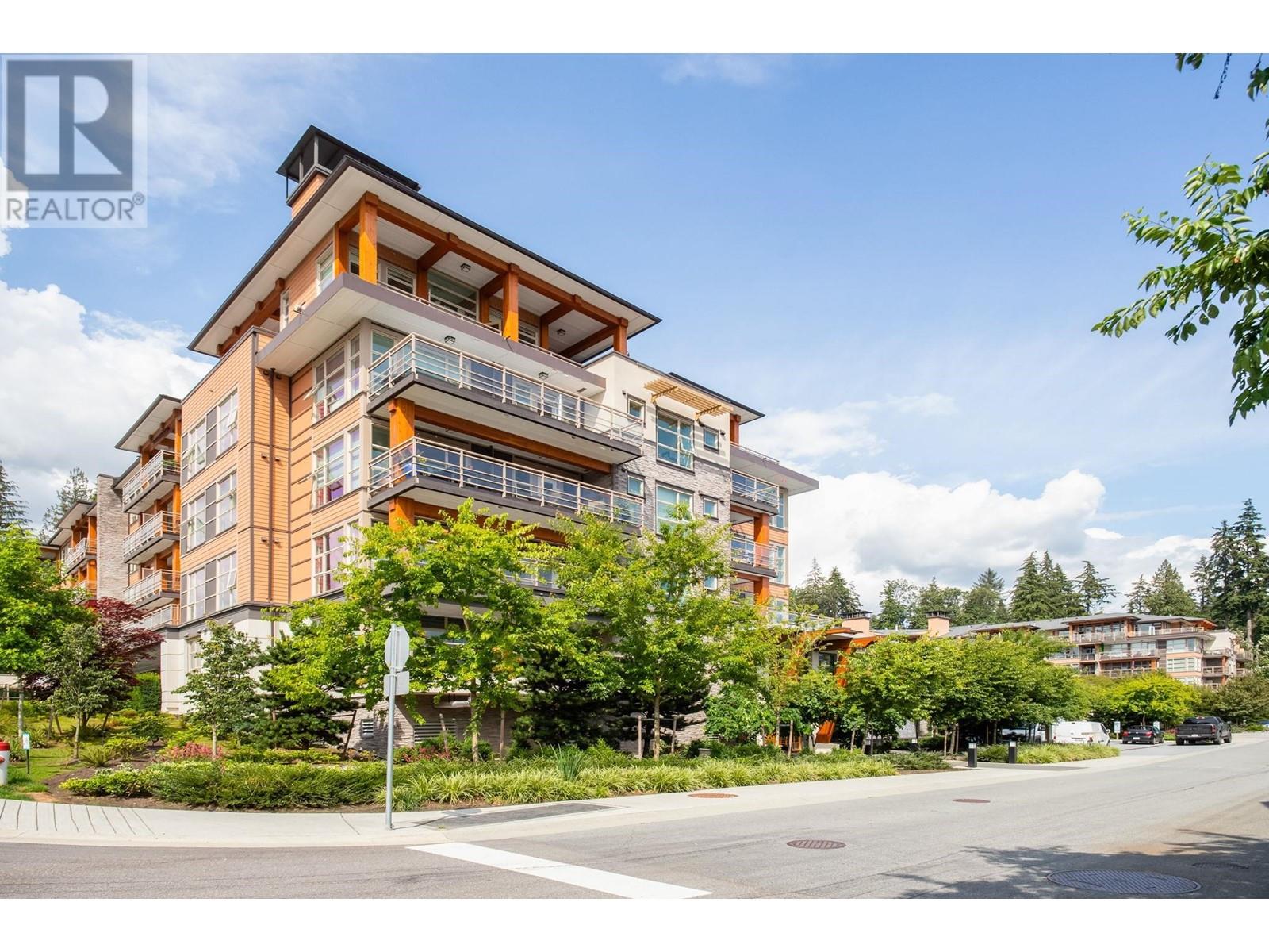 215 3602 Aldercrest Drive, North Vancouver, British Columbia  V7G 0A2 - Photo 2 - R3011373