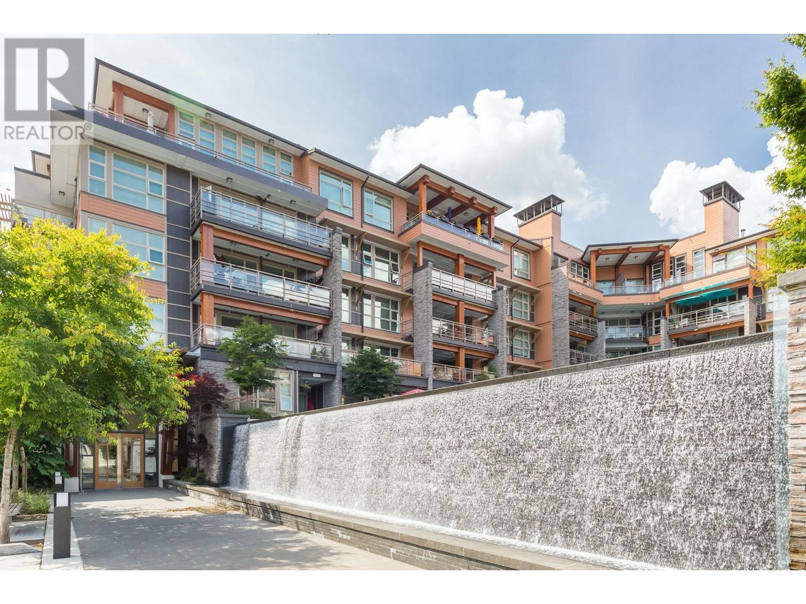 215 3602 Aldercrest Drive, North Vancouver, British Columbia  V7G 0A2 - Photo 4 - R3011373