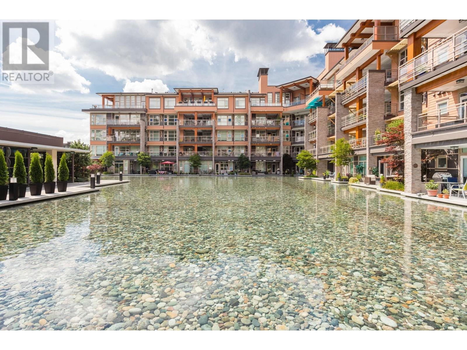 215 3602 Aldercrest Drive, North Vancouver, British Columbia  V7G 0A2 - Photo 5 - R3011373