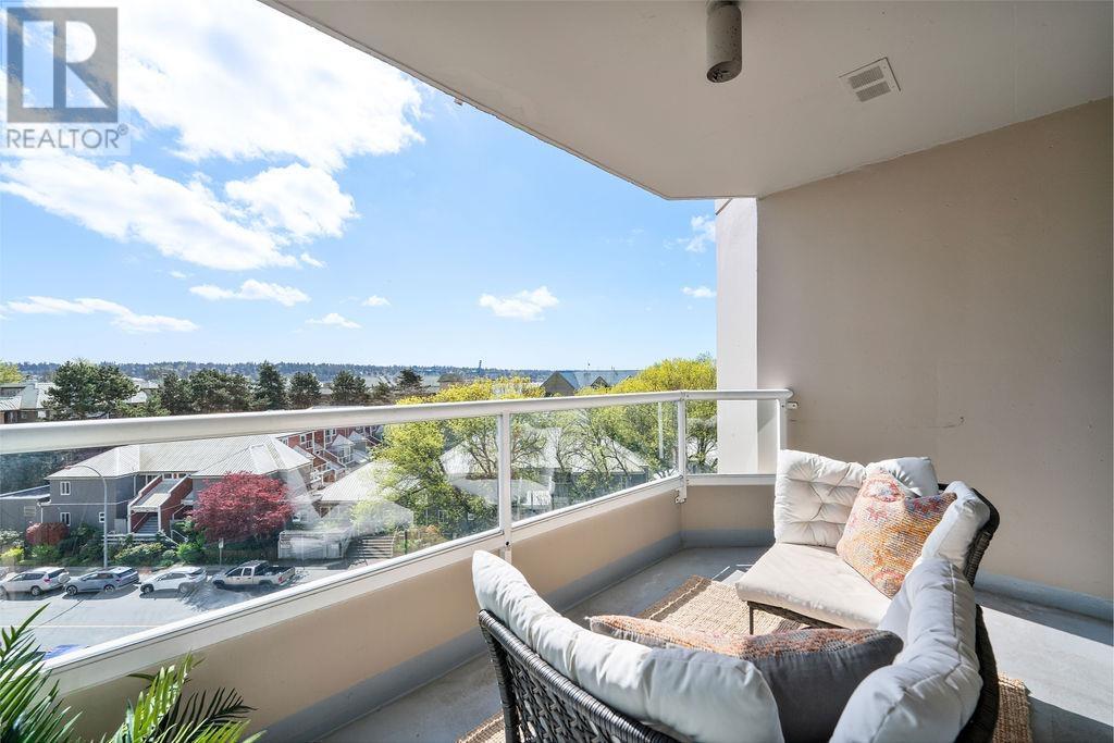 502 1065 Quayside Drive, New Westminster, British Columbia  V3M 1C5 - Photo 1 - R3011379