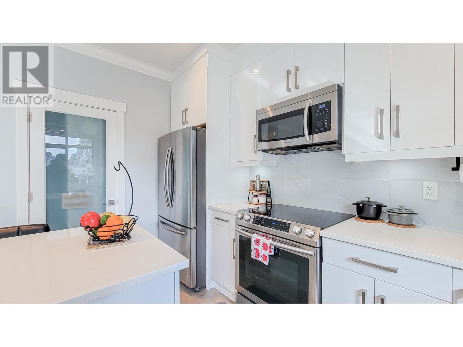 3 3126 Wellington Street, Port Coquitlam, British Columbia  V3B 3X4 - Photo 6 - R3011390