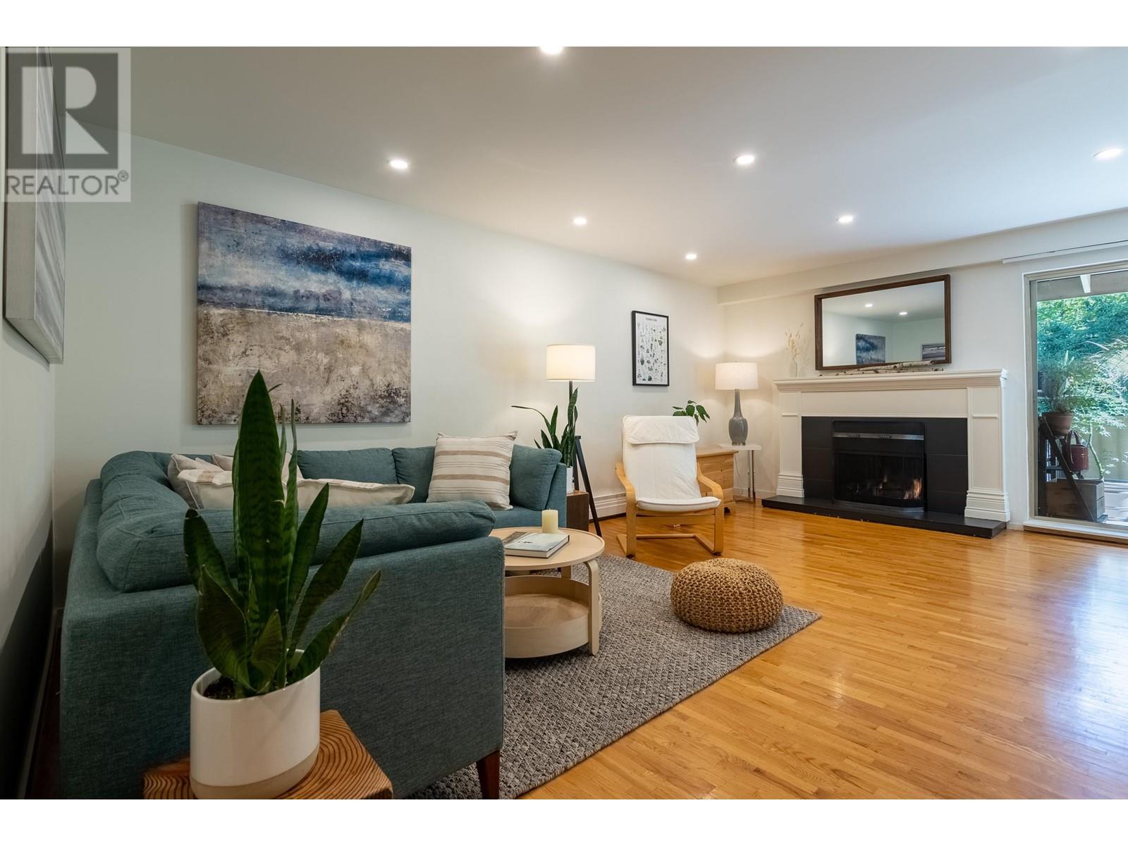 316 555 W 28TH STREET, north vancouver, British Columbia
