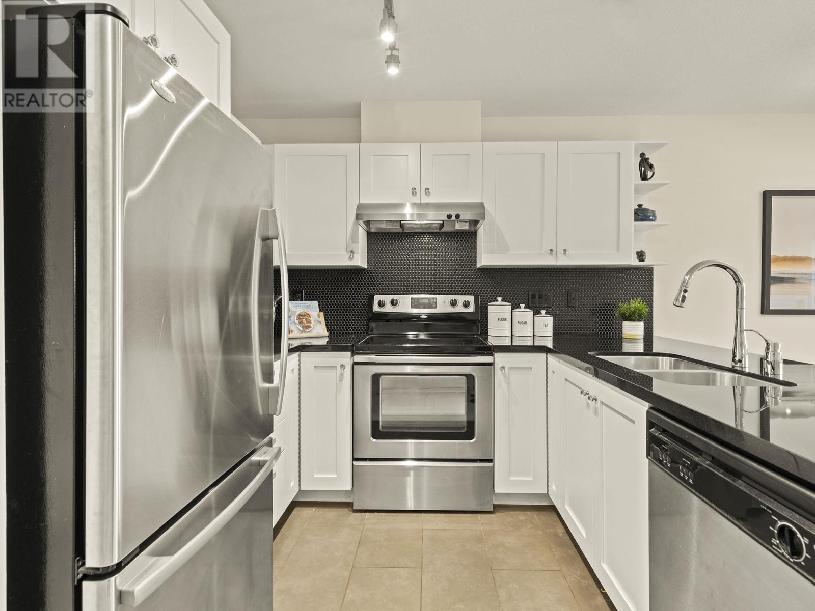 313 738 E 29 Avenue, Vancouver, British Columbia  V5V 0B6 - Photo 24 - R3011432