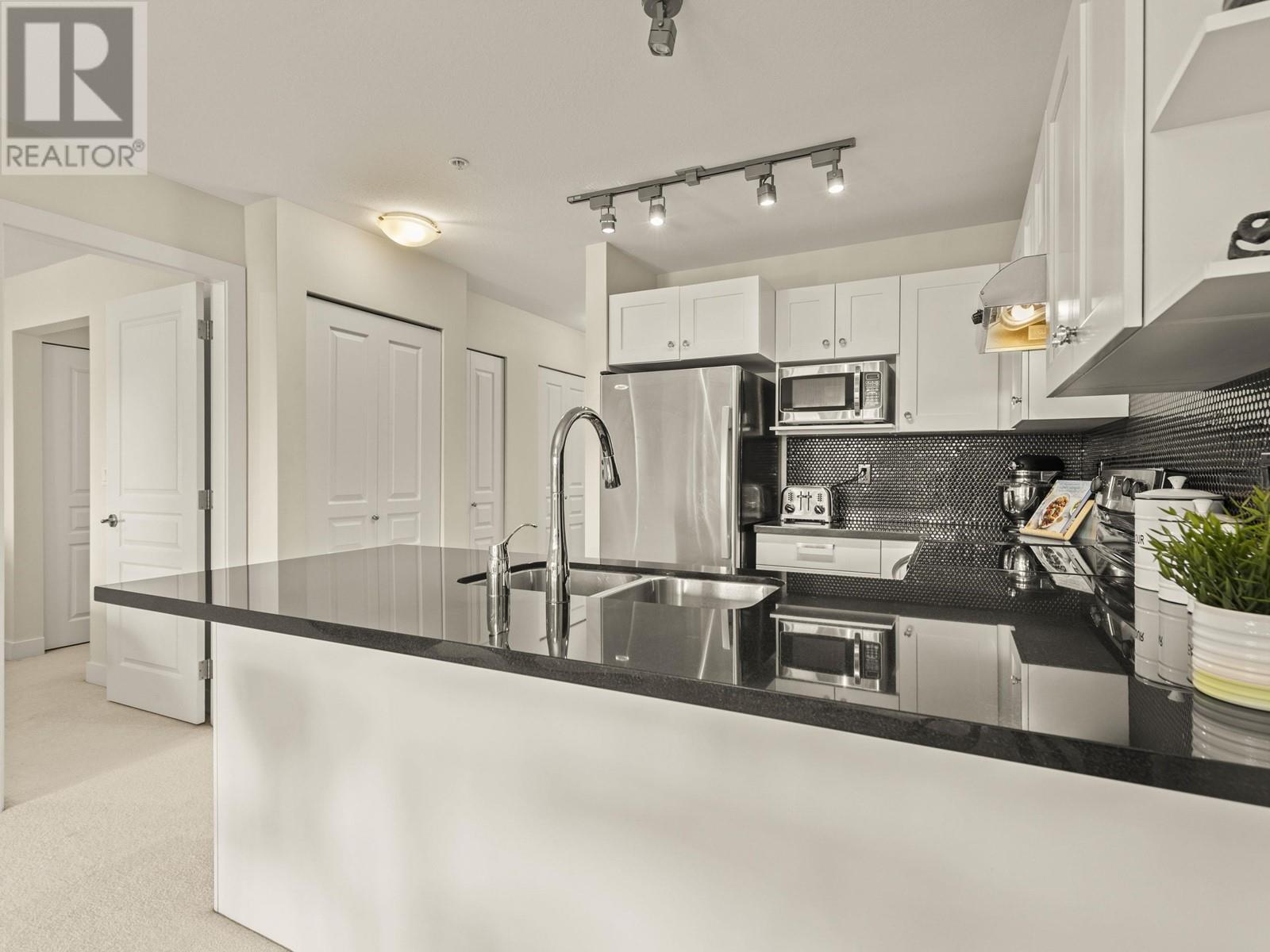 313 738 E 29 Avenue, Vancouver, British Columbia  V5V 0B6 - Photo 26 - R3011432