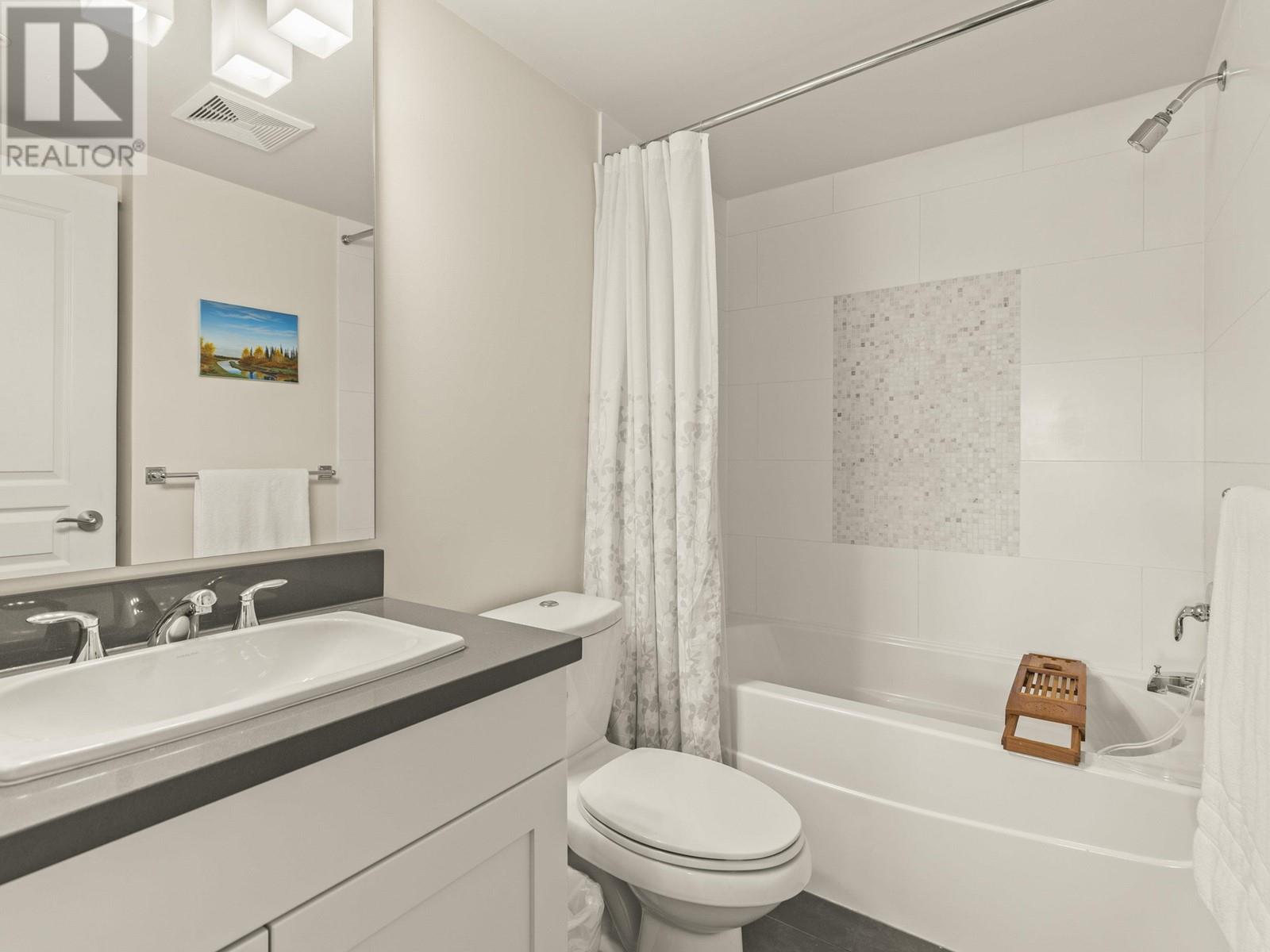 313 738 E 29 Avenue, Vancouver, British Columbia  V5V 0B6 - Photo 6 - R3011432