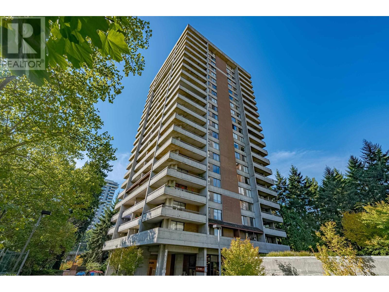 1006 3771 BARTLETT COURT, Burnaby, British Columbia