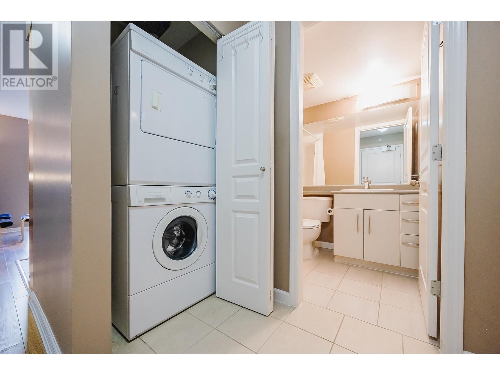 202 9288 University Crescent, Burnaby, British Columbia  V5A 4X7 - Photo 14 - R3011470