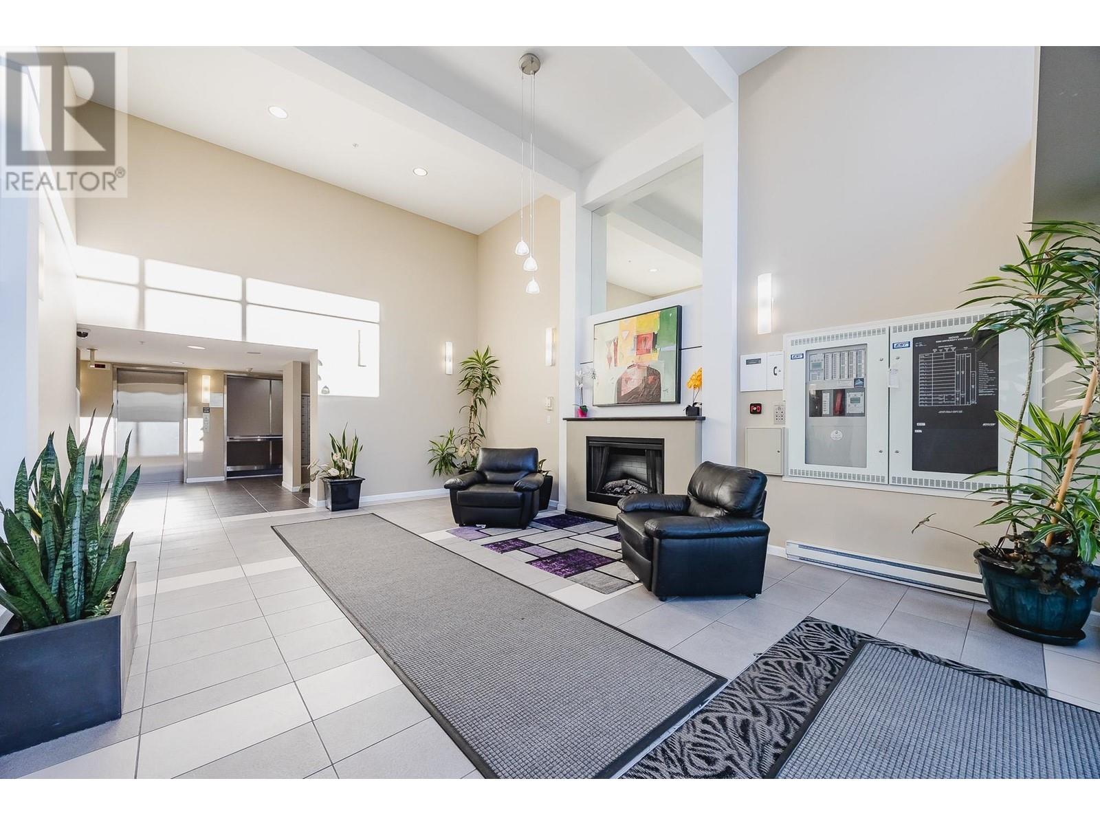 202 9288 University Crescent, Burnaby, British Columbia  V5A 4X7 - Photo 5 - R3011470