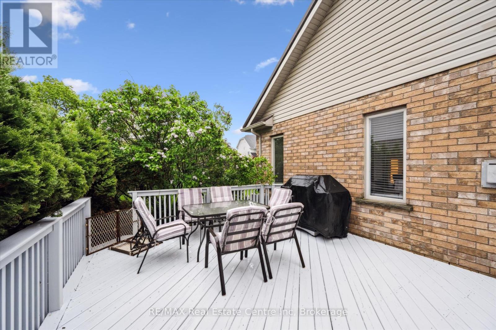 3 Pine Ridge Drive, Guelph, Ontario  N1L 1N6 - Photo 24 - X12196777