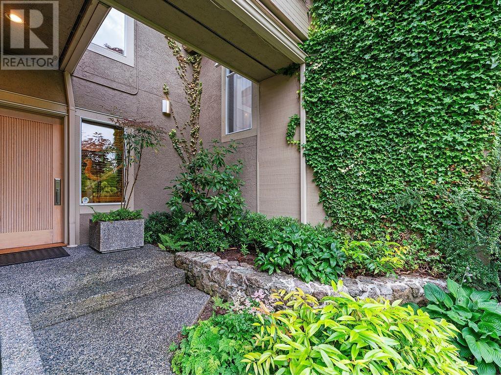 5480 Keith Road, West Vancouver, British Columbia  V7W 3C9 - Photo 4 - R3011255