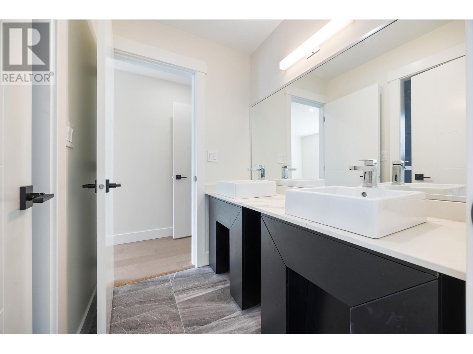 5221 Woodsworth Street, Burnaby, British Columbia  V5G 1S5 - Photo 26 - R3011293
