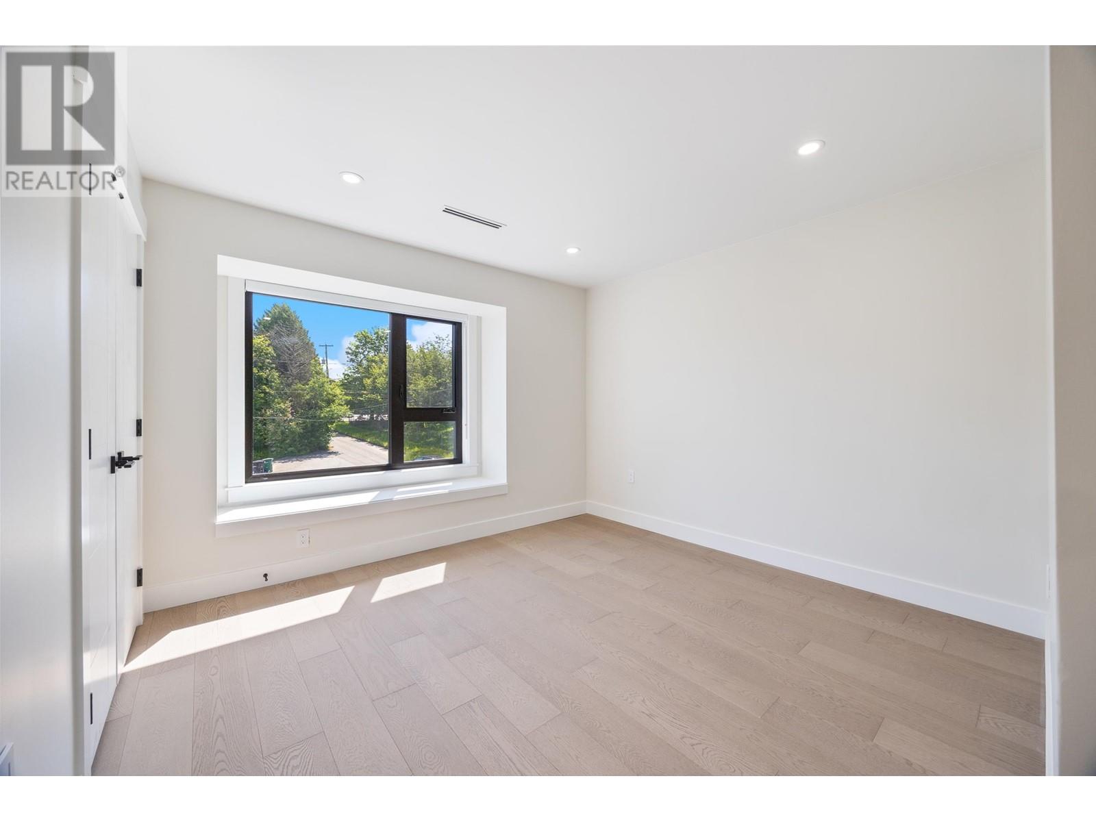 5221 Woodsworth Street, Burnaby, British Columbia  V5G 1S5 - Photo 28 - R3011293