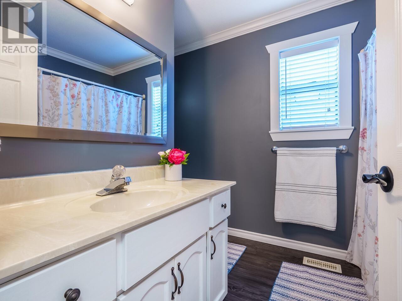 1042 Victoria Drive, Port Coquitlam, British Columbia  V3B 2T9 - Photo 15 - R3011312