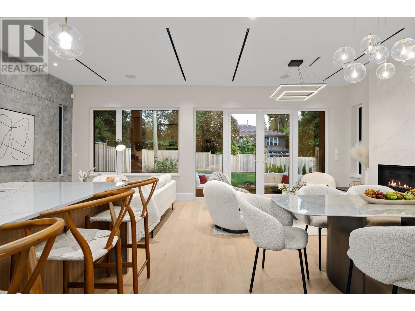1033 Canyon Boulevard, North Vancouver, British Columbia  V7R 2K3 - Photo 11 - R3011414