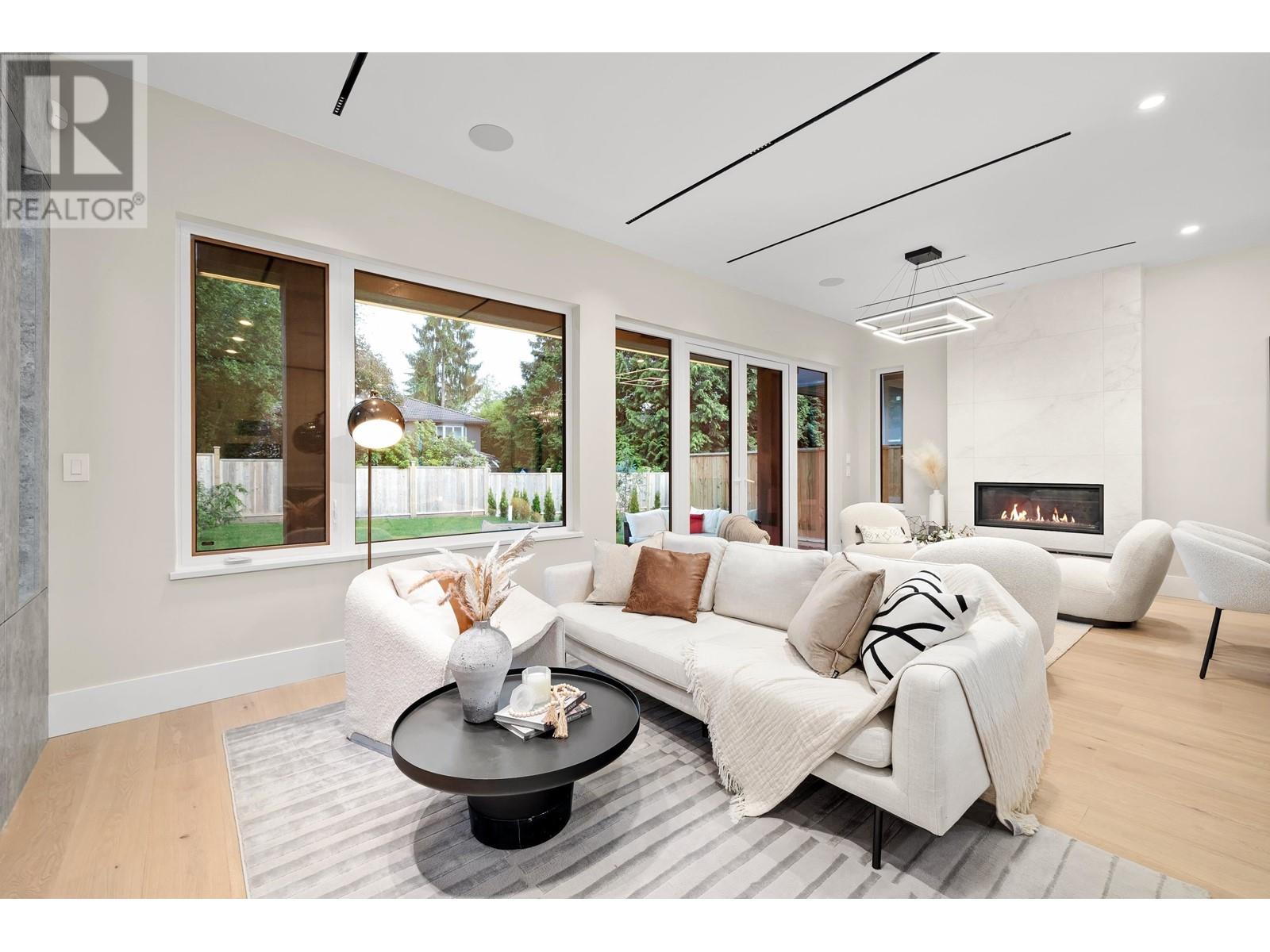 1033 Canyon Boulevard, North Vancouver, British Columbia  V7R 2K3 - Photo 12 - R3011414