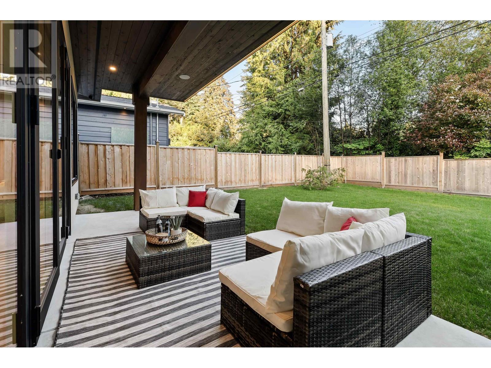 1033 Canyon Boulevard, North Vancouver, British Columbia  V7R 2K3 - Photo 13 - R3011414