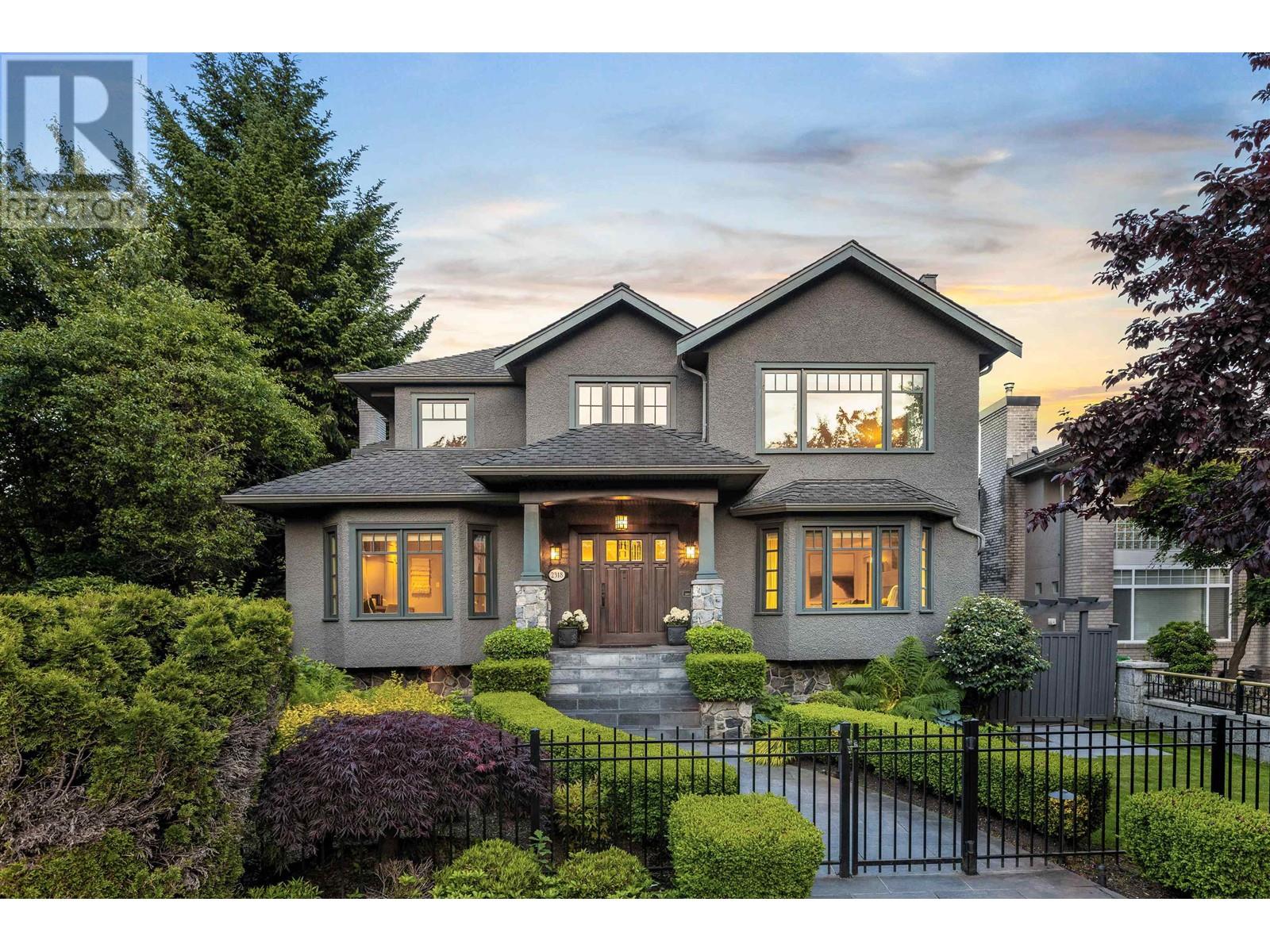 2318 OLIVER CRESCENT, vancouver, British Columbia