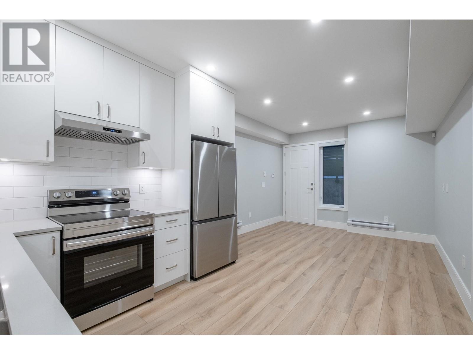 7739 Lee Street, Burnaby, British Columbia  V3N 4B9 - Photo 35 - R3011479