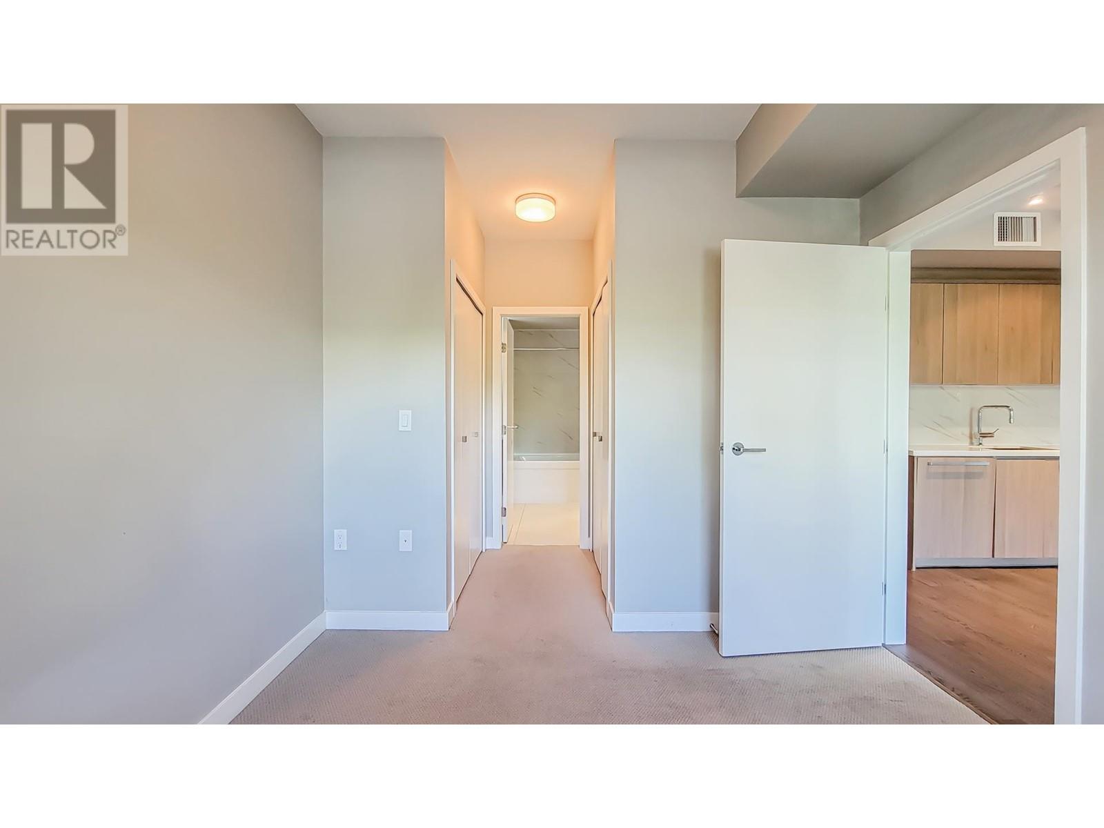 9333-9388 Tomicki Ave & Odlin Road, Richmond, British Columbia  V6X 0L5 - Photo 14 - C8069726