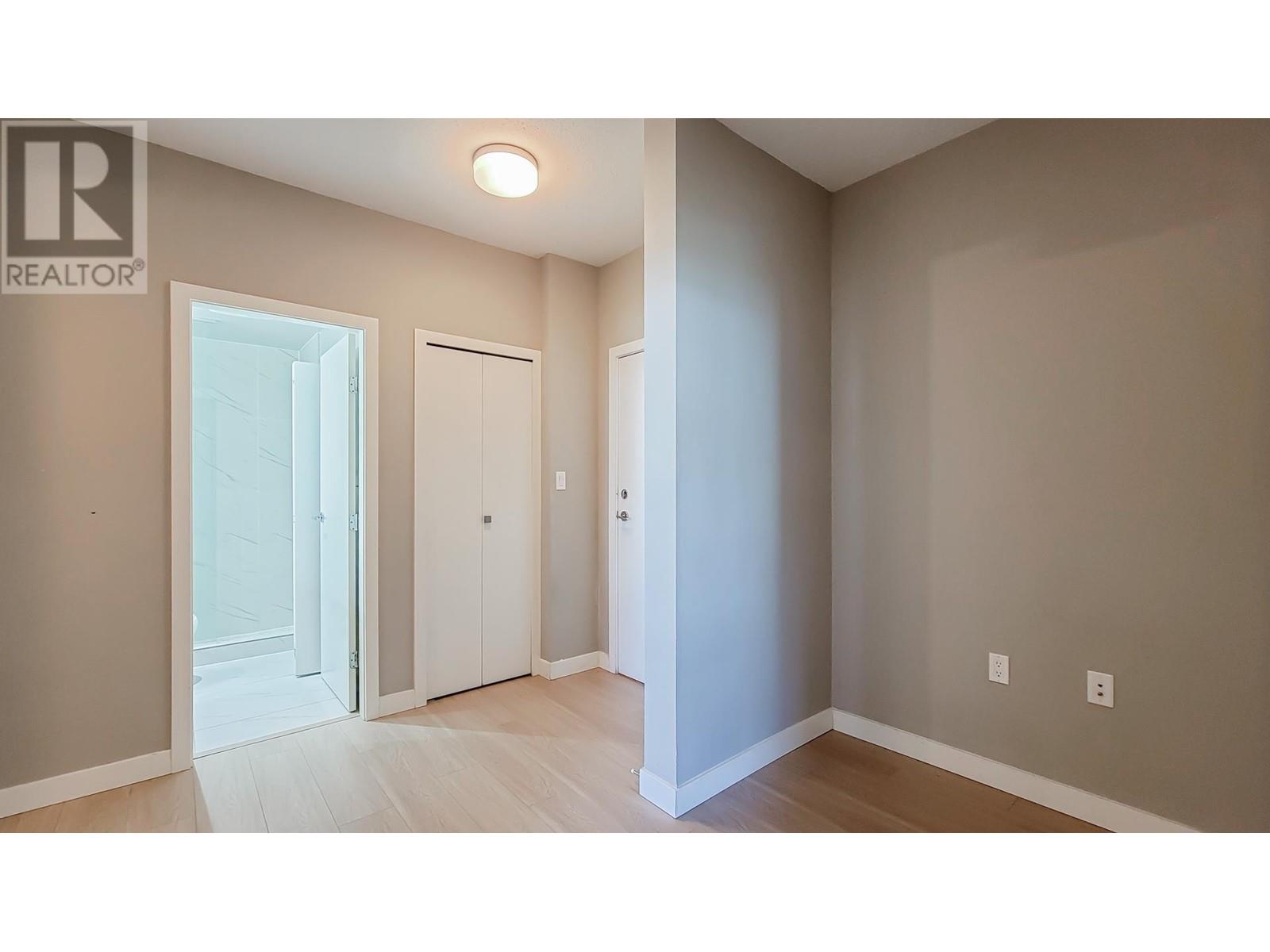 9333-9388 Tomicki Ave & Odlin Road, Richmond, British Columbia  V6X 0L5 - Photo 28 - C8069726
