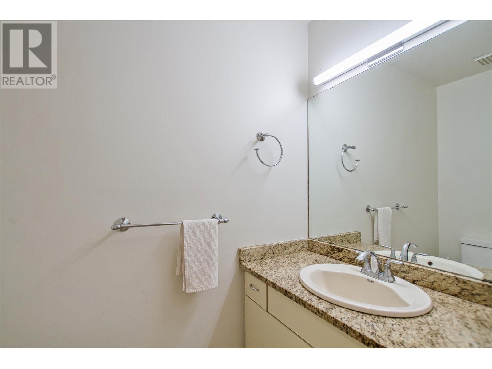 800 Sprice Avenue, Coquitlam, British Columbia  V3J 2P1 - Photo 17 - R3010341