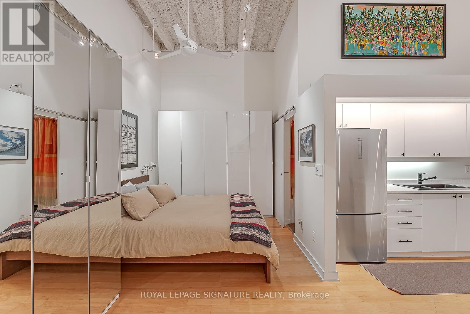 306 - 21 Nassau Street, Toronto, Ontario  M5T 3K6 - Photo 6 - C12196788