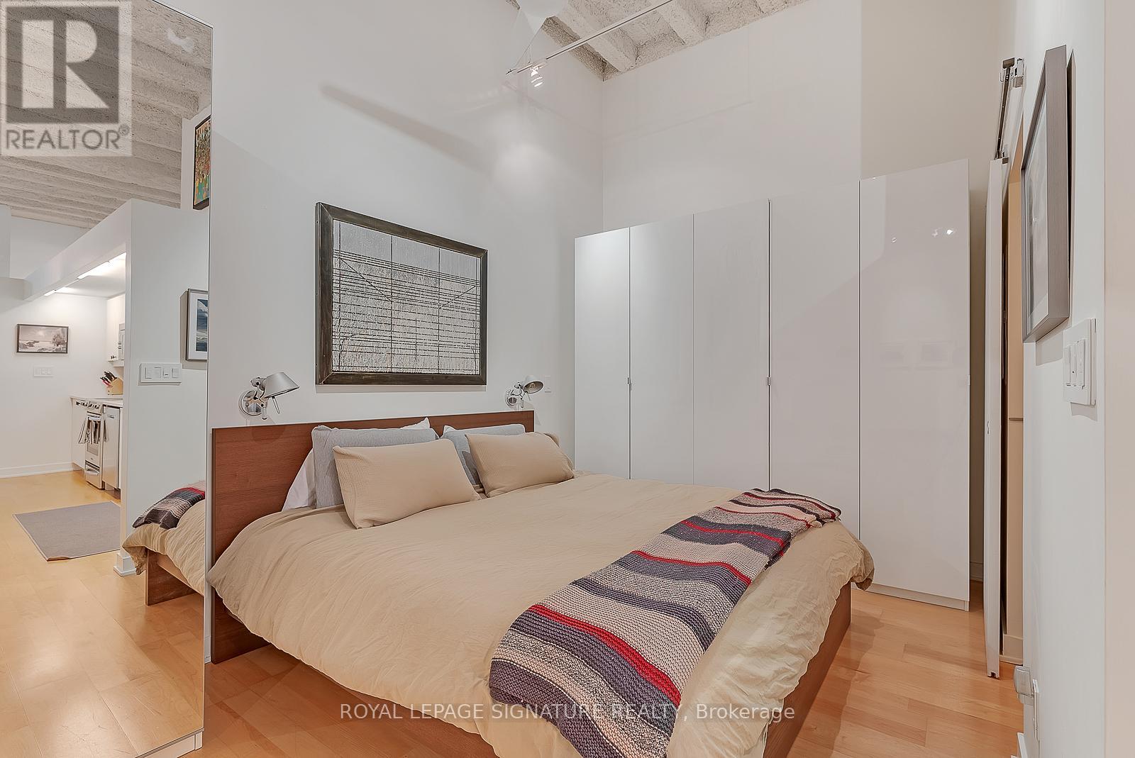 306 - 21 Nassau Street, Toronto, Ontario  M5T 3K6 - Photo 7 - C12196788