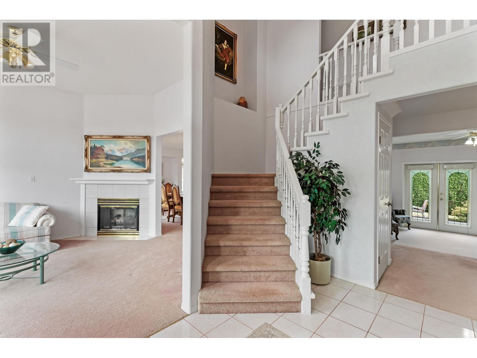 20257 123 Avenue, Maple Ridge, British Columbia  V2X 4A6 - Photo 4 - R3011441