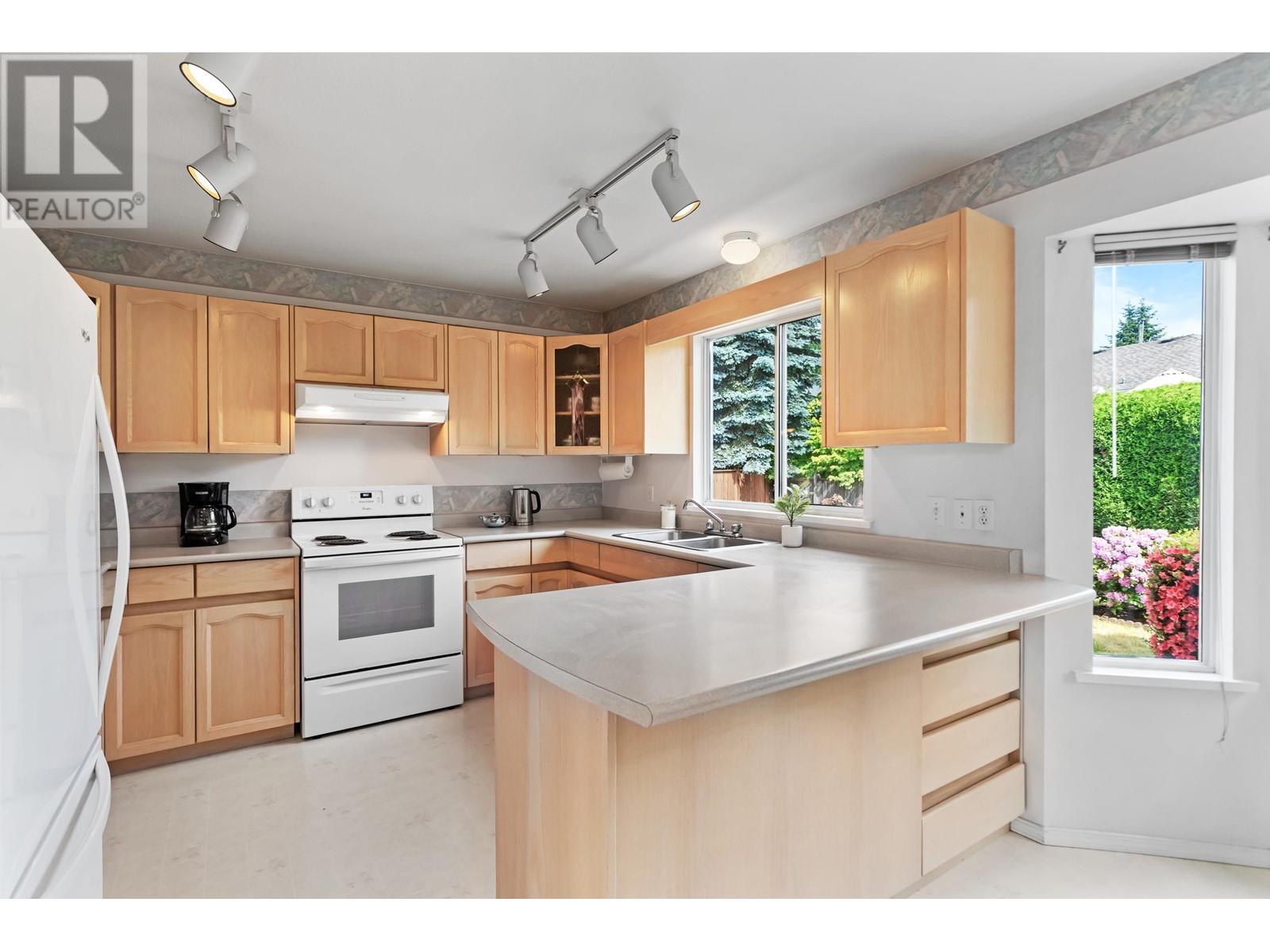 20257 123 Avenue, Maple Ridge, British Columbia  V2X 4A6 - Photo 11 - R3011441