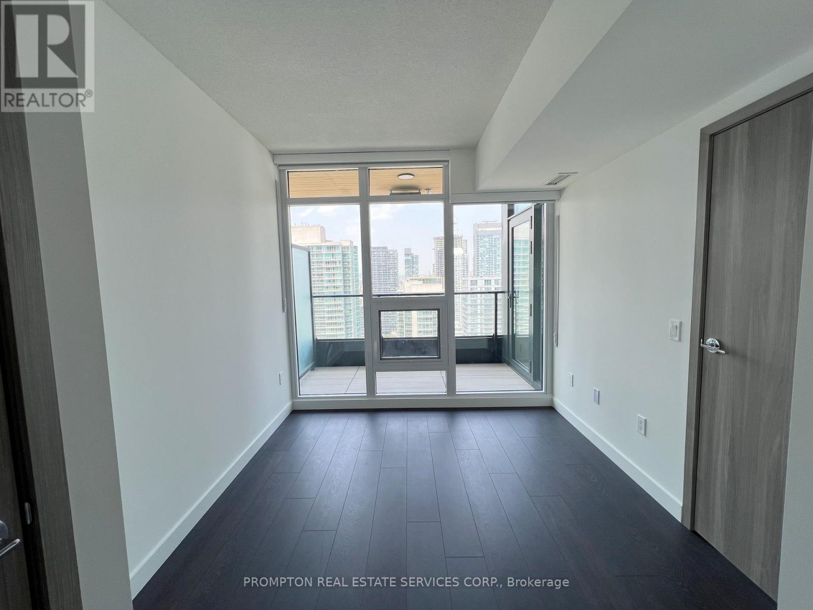 3101 - 1 Concord Cityplace Way, Toronto, Ontario  M5V 0X3 - Photo 8 - C12196621