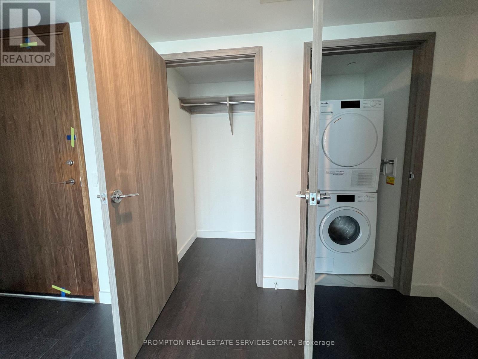 3101 - 1 Concord Cityplace Way, Toronto, Ontario  M5V 0X3 - Photo 3 - C12196621