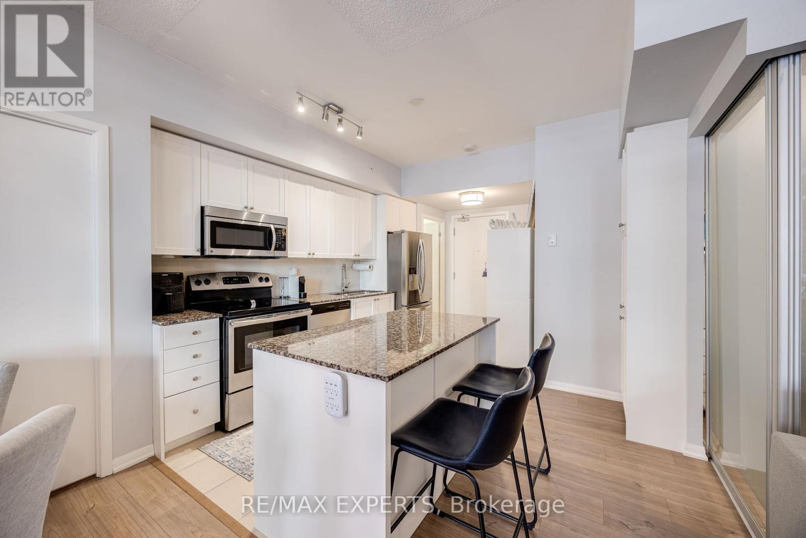 231 - 830 Lawrence Avenue W, Toronto, Ontario  M6A 0A2 - Photo 3 - W12125107