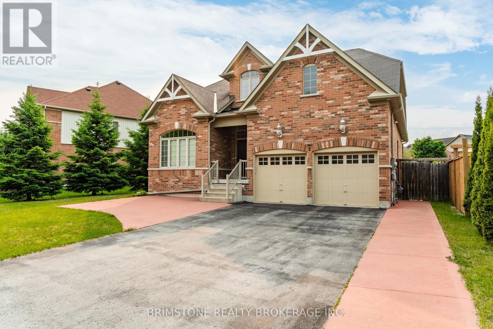 Property at 5 NADMARC COURT image 2
