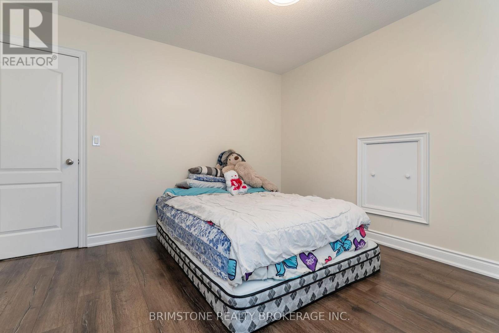 5 Nadmarc Court, Essa, Ontario  L0M 1B4 - Photo 26 - N12196816