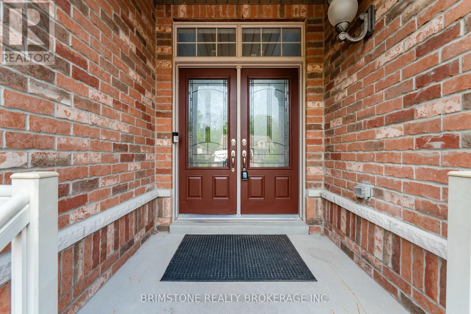 Property at 5 NADMARC COURT image 4