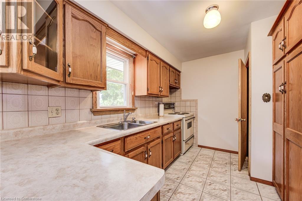 95 Byron Avenue, Kitchener, Ontario  N2C 1Z7 - Photo 11 - 40737578