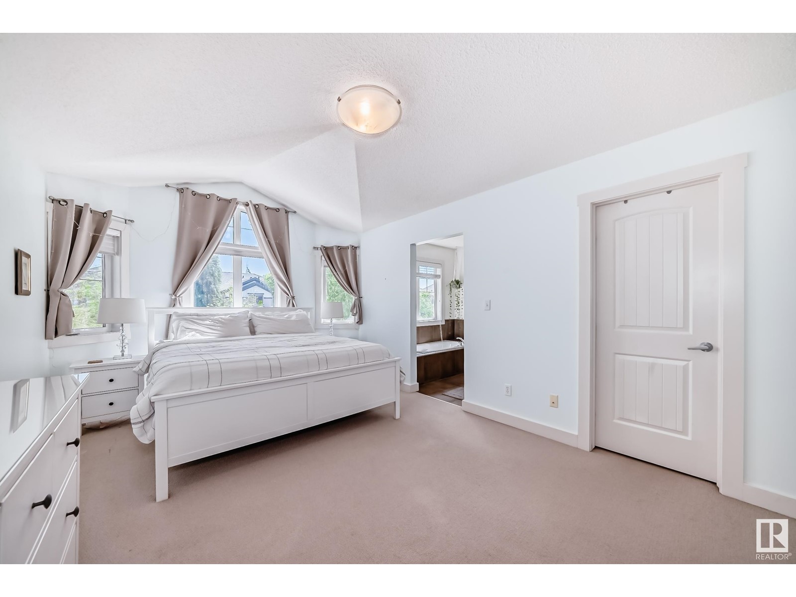 951 Chahley Cr Nw, Edmonton, Alberta  T6M 0C8 - Photo 17 - E4439419