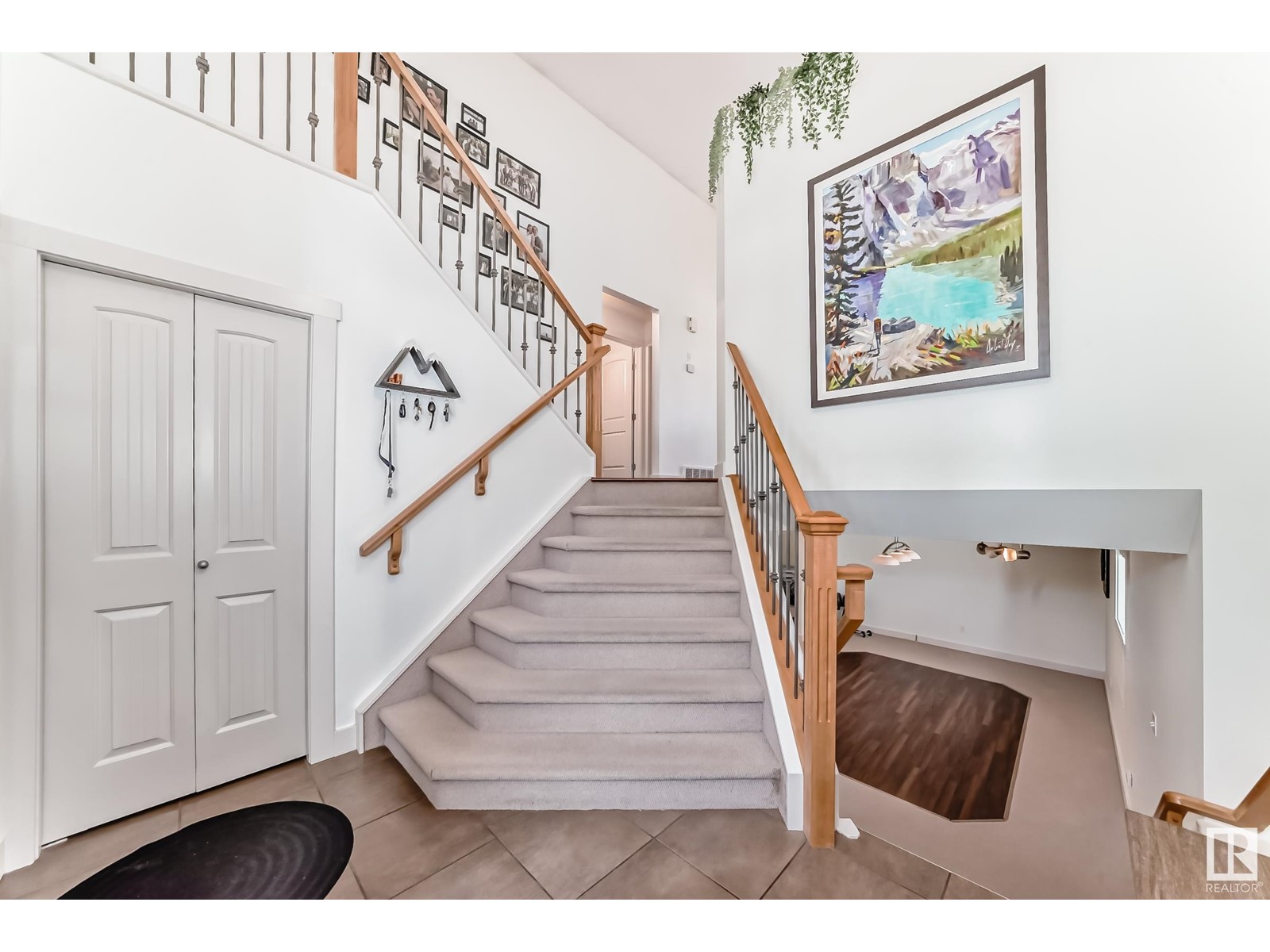 951 Chahley Cr Nw, Edmonton, Alberta  T6M 0C8 - Photo 8 - E4439419