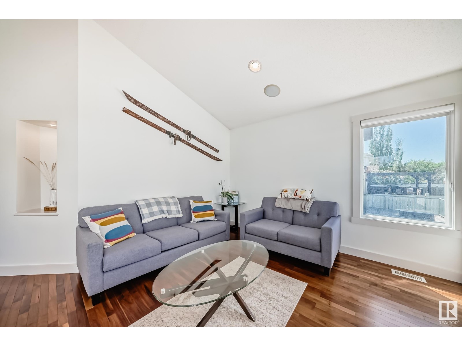 951 Chahley Cr Nw, Edmonton, Alberta  T6M 0C8 - Photo 13 - E4439419