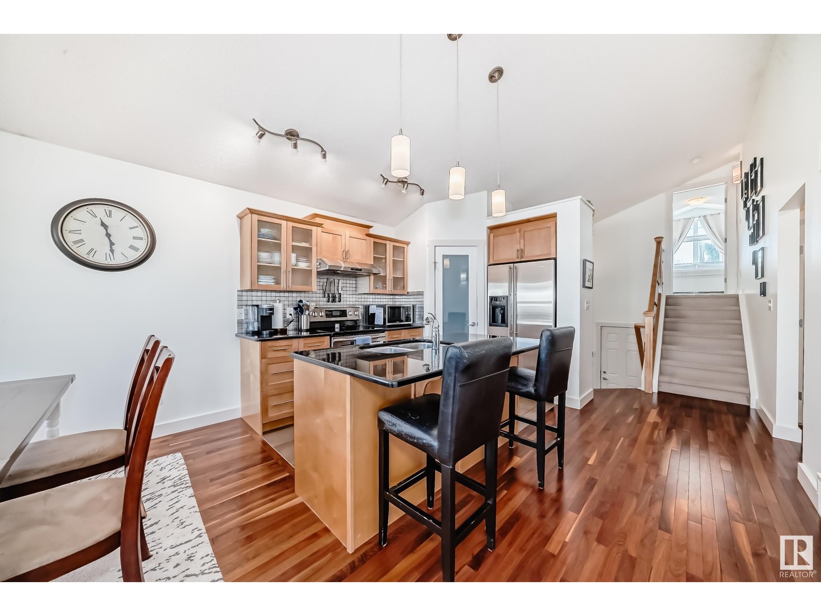 951 Chahley Cr Nw, Edmonton, Alberta  T6M 0C8 - Photo 5 - E4439419