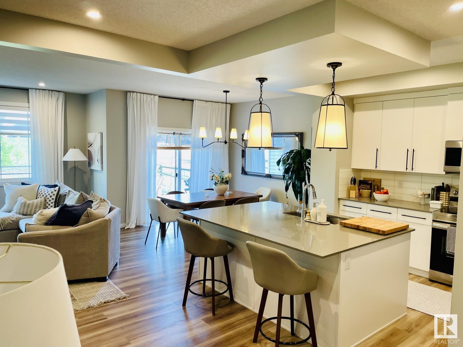 7321 Chivers Cr Sw, Edmonton, Alberta  T6W 4M1 - Photo 3 - E4440362