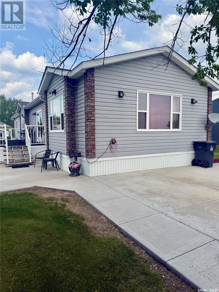 313 First STREET, North Portal, Saskatchewan