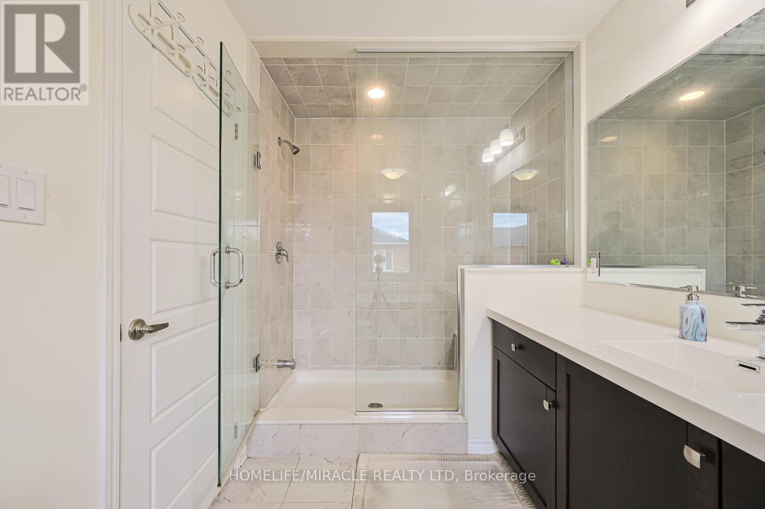 896 Sumac Crescent, Milton (Cb Cobban), Ontario  L9E 1R7 - Photo 30 - W12196780