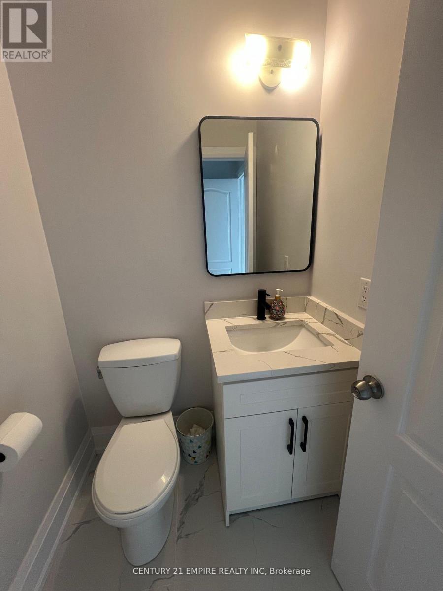 42 Dundalk Crescent, Brampton, Ontario  L6Z 2V1 - Photo 10 - W12196789