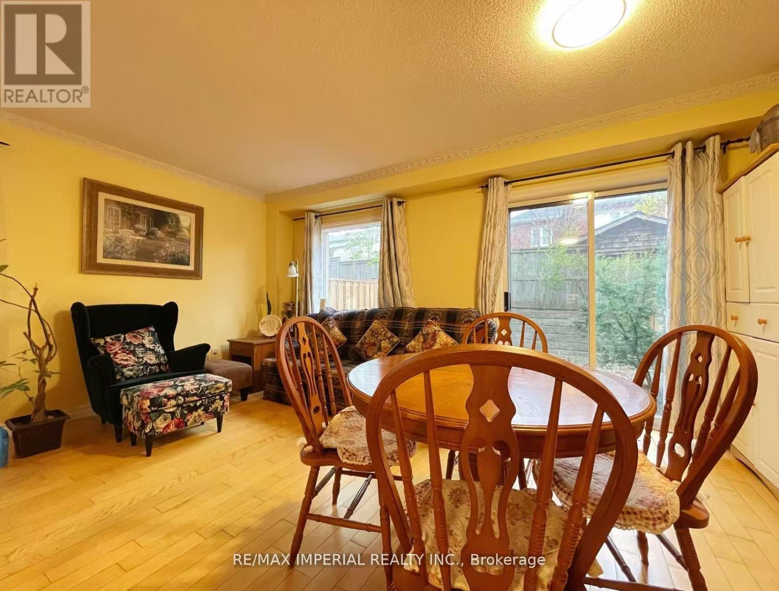 53, Upper Room 2 - 2955 Thomas Street, Mississauga (Lisgar), Ontario  L5M 6A9 - Photo 7 - W12196795